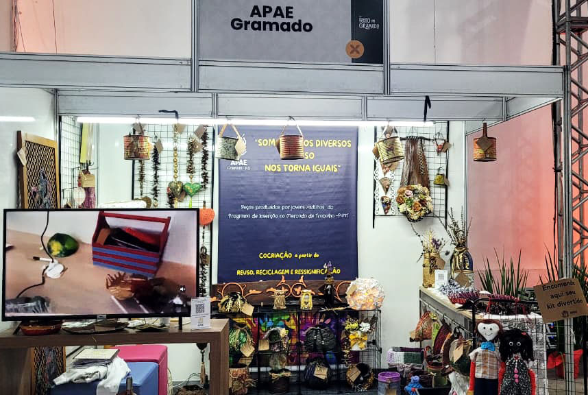APAE leva inclusão, criatividade e sustentabilidade para a 14ª Feito em Gramado